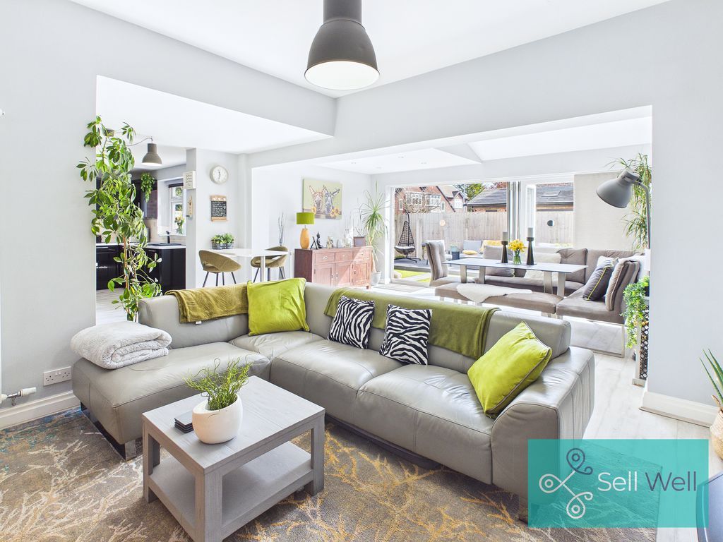 Property photo 3 of 32 Open Plan Living Area