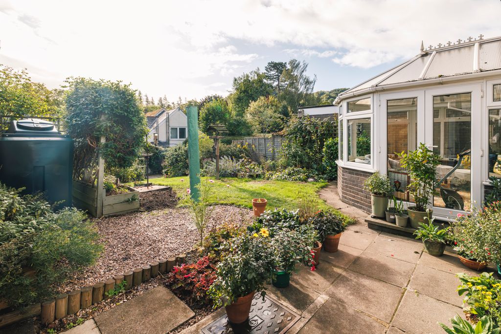 Property photo 3 of 22 Picture No. 17