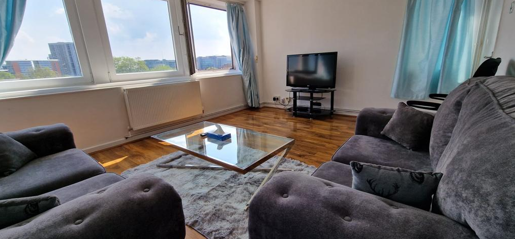 Property photo 2 of 5