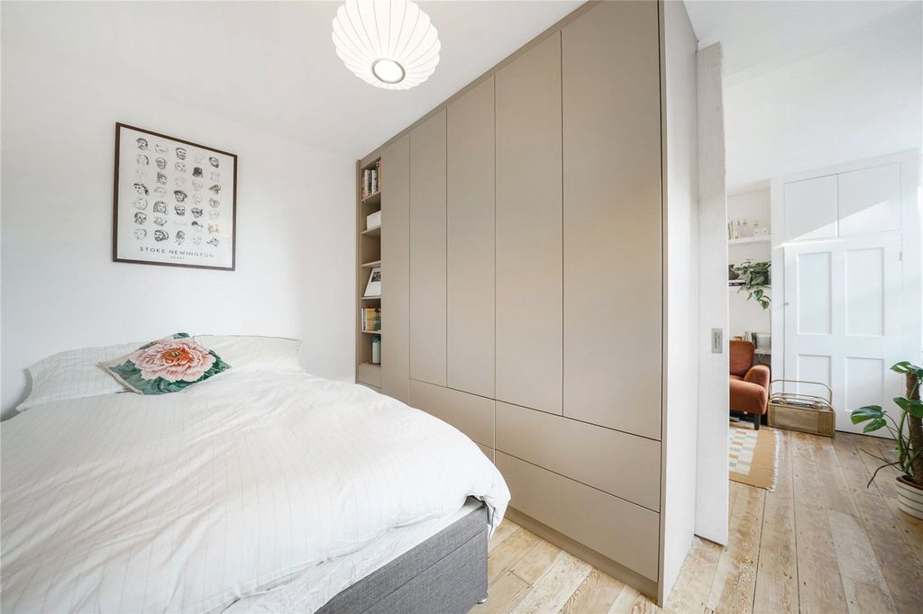 Property photo 3 of 15 Picture No. 04