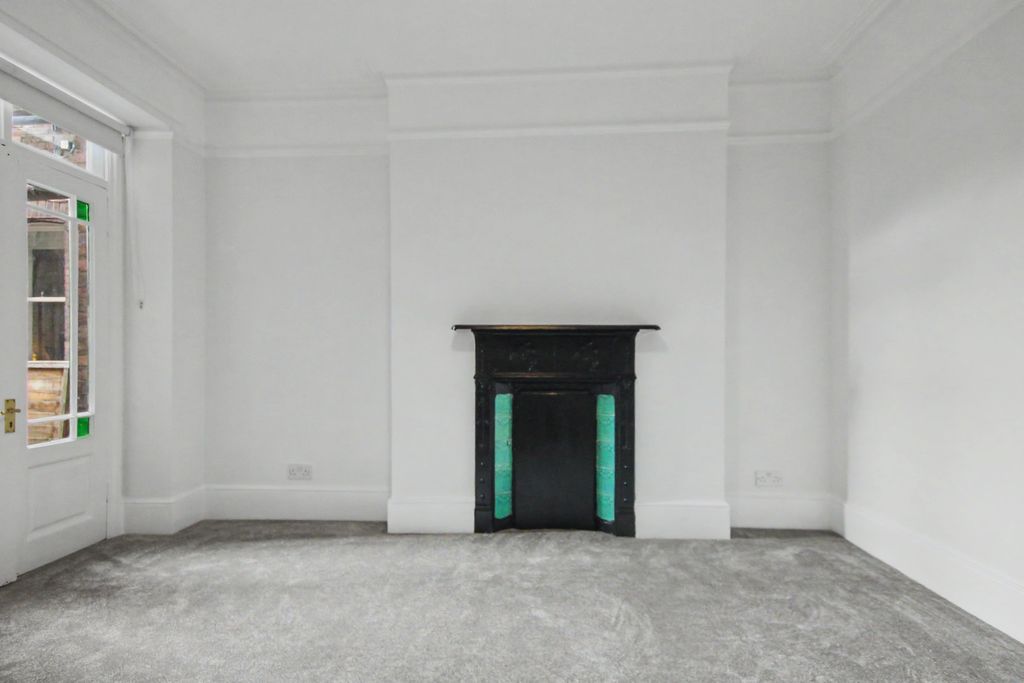 Property photo 1 of 10 1.Jpg