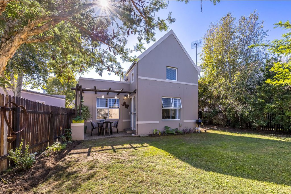 Property photo 2 of 18 Dbv1699445