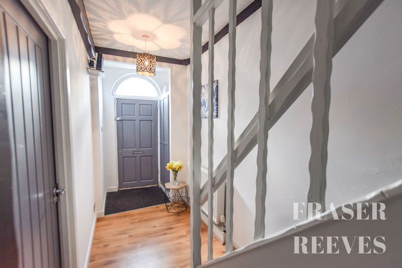 Property photo 3 of 15 Entrance Hallway