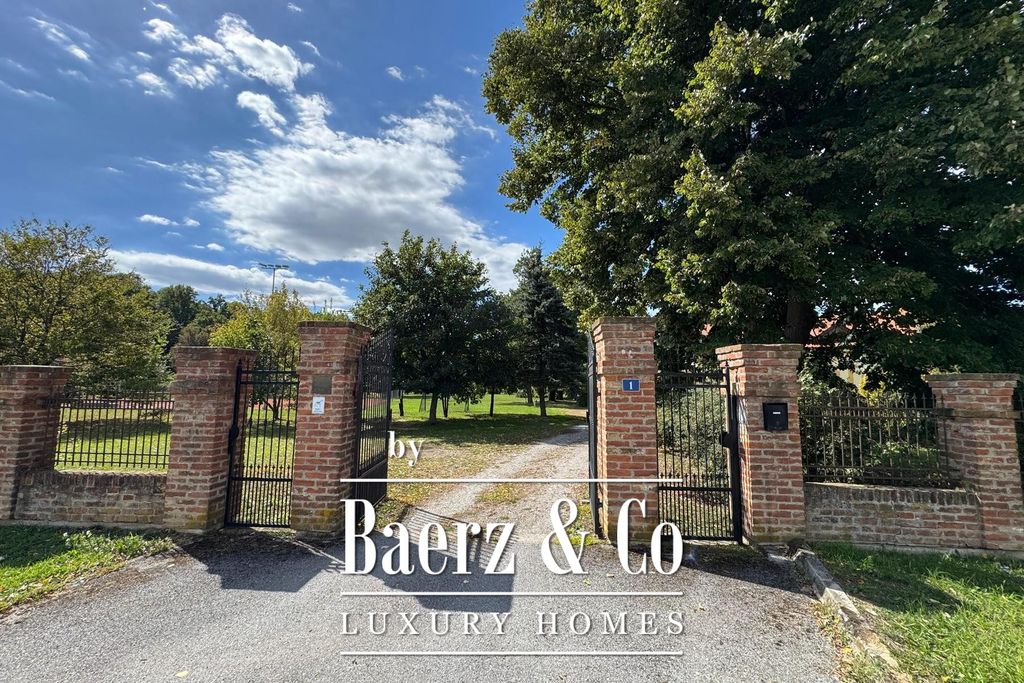 Property photo 3 of 27