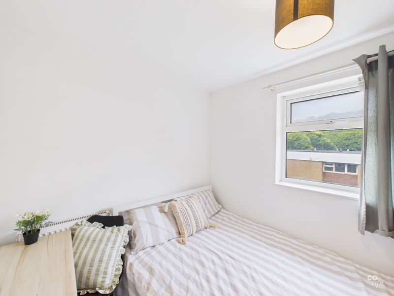 Property photo 3 of 9 Photo 10