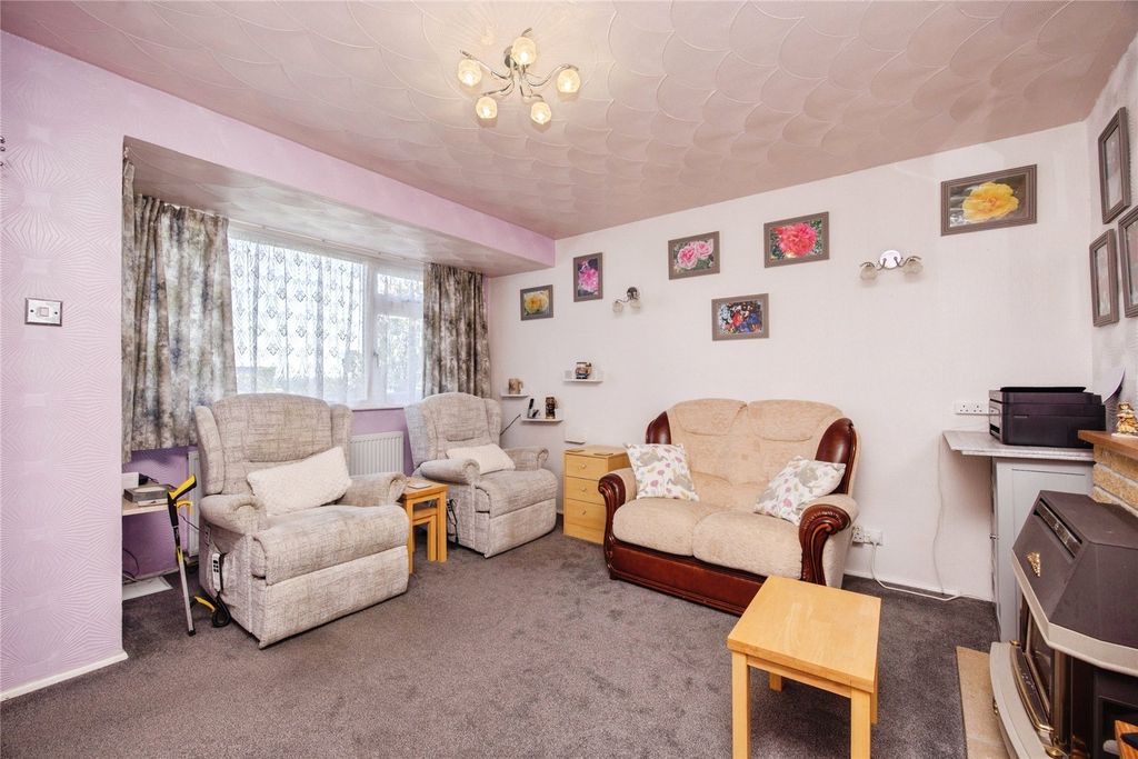 Property photo 3 of 17 Picture No. 23