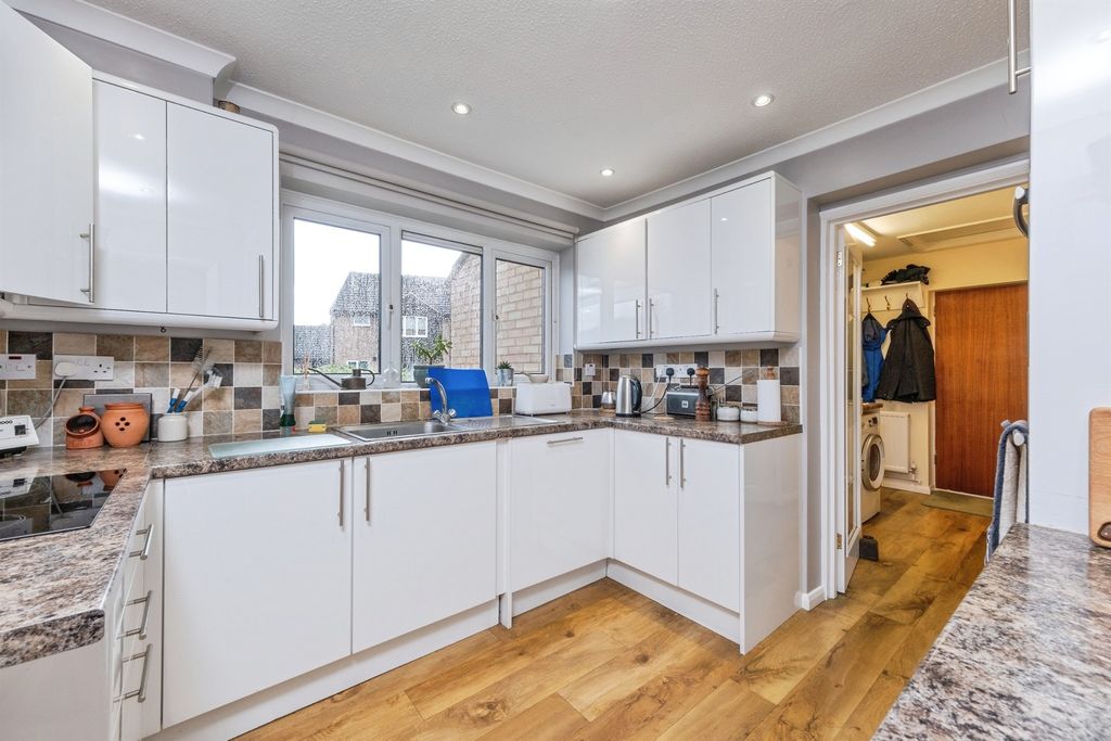 Additional image 4 of 4 bed link detached house for saleCarters Close, Sherington, Newport Pagnell MK16