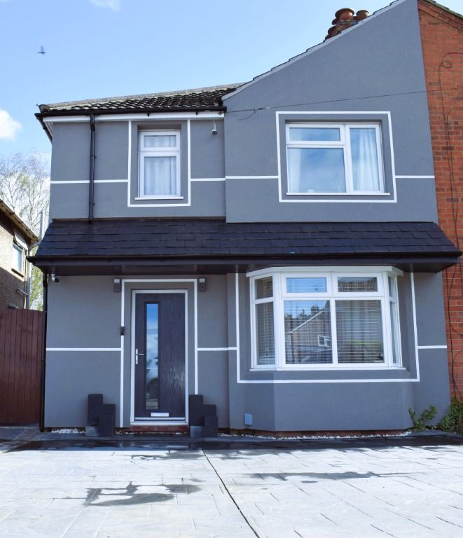 Property photo 2 of 52