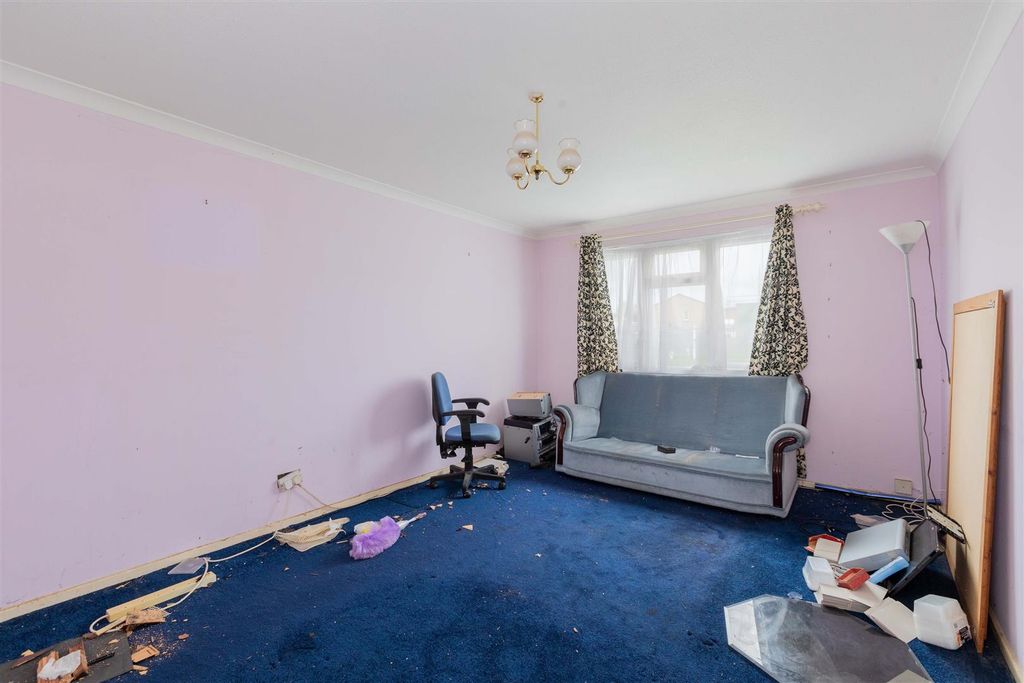 Property photo 2 of 14 26 Northmead Road-12.Jpg