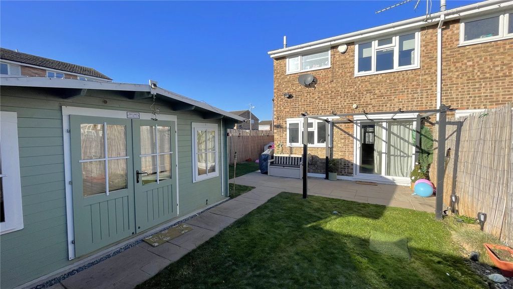 Property photo 2 of 17 Picture No. 55
