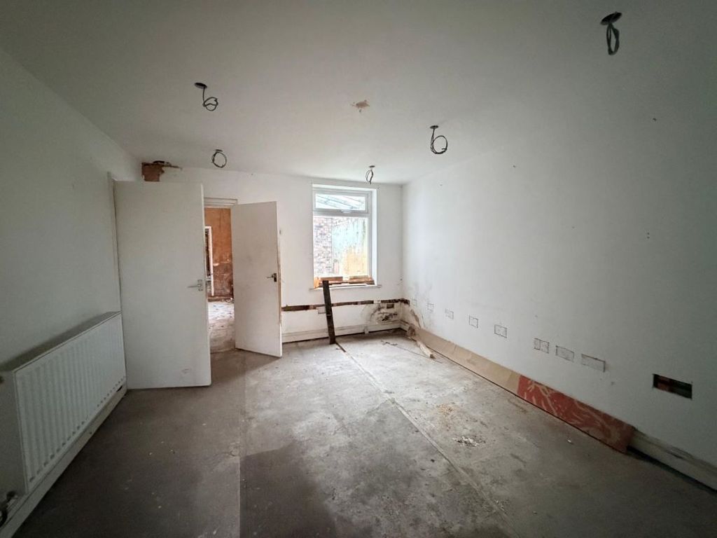 Property photo 3 of 10 Image 3