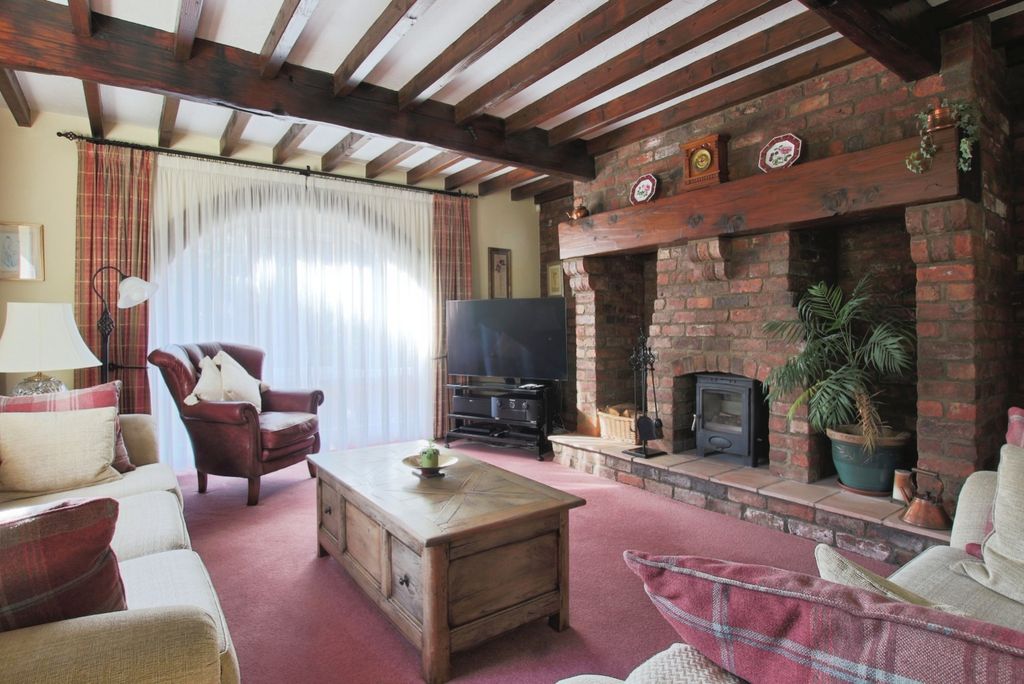 Property photo 2 of 26 4466086