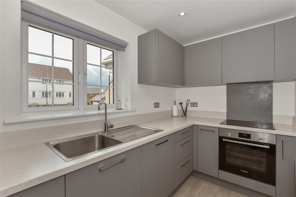 Property photo 2 of 13 Kitchen