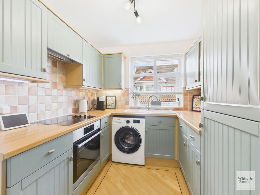 Property photo 3 of 15