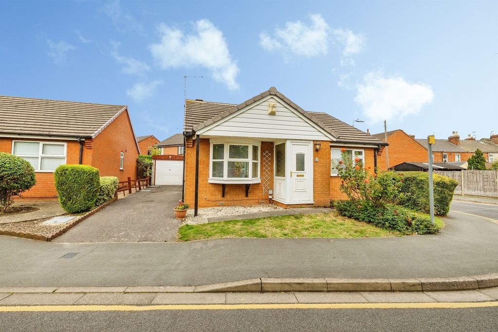 Property photo 1 of 18
