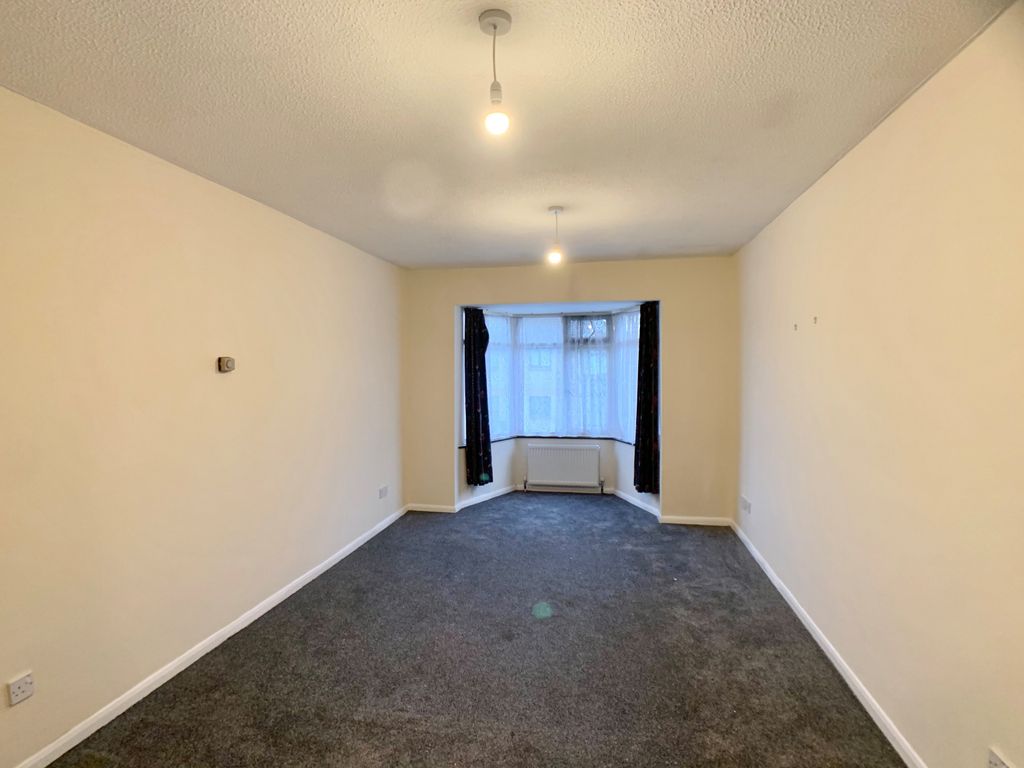 Property photo 2 of 4 Gallery