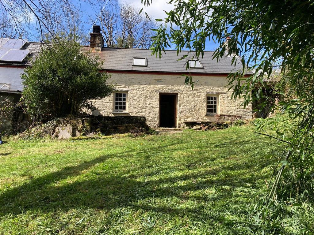 Property photo 1 of 27