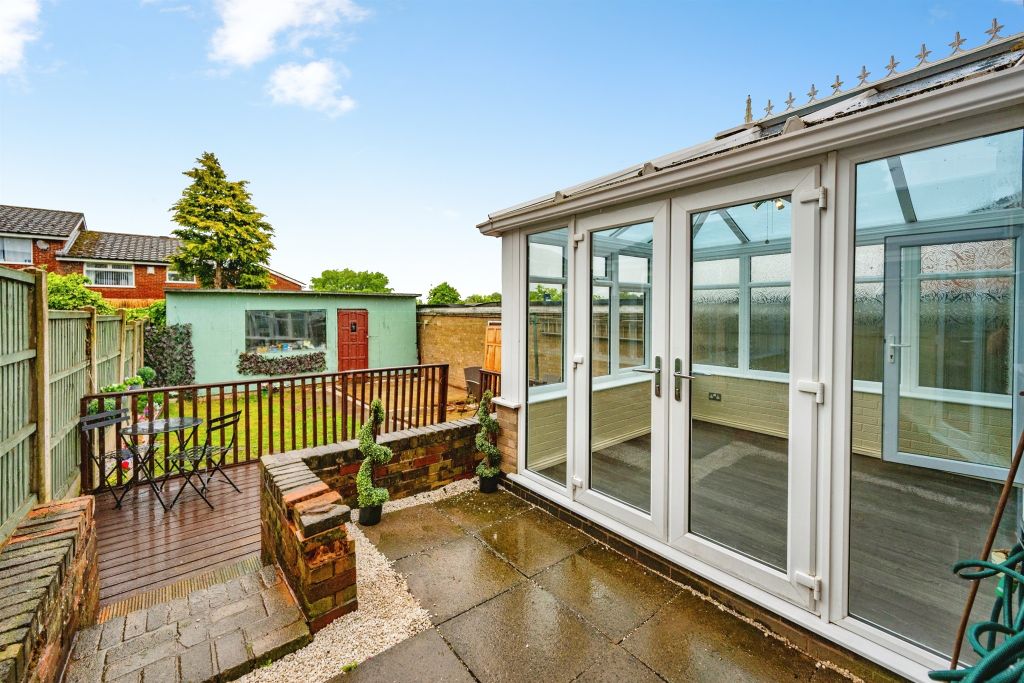 Property photo 2 of 18