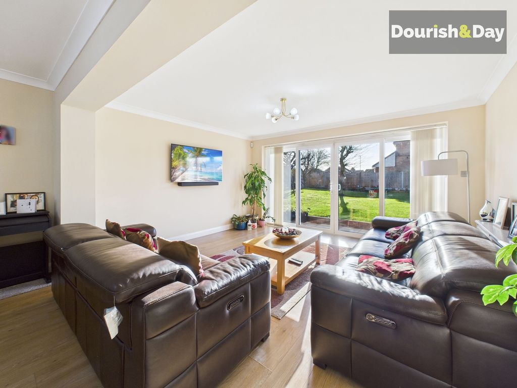 Property photo 2 of 22