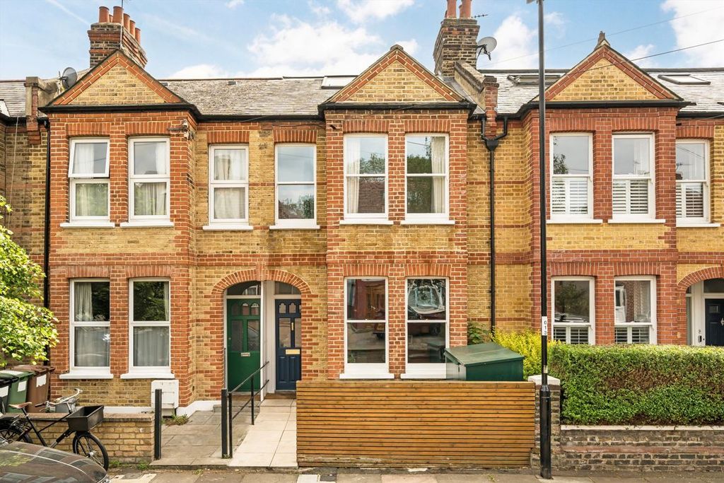 Property photo 1 of 7