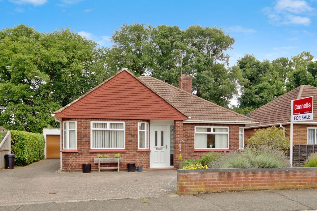 Property photo 1 of 17