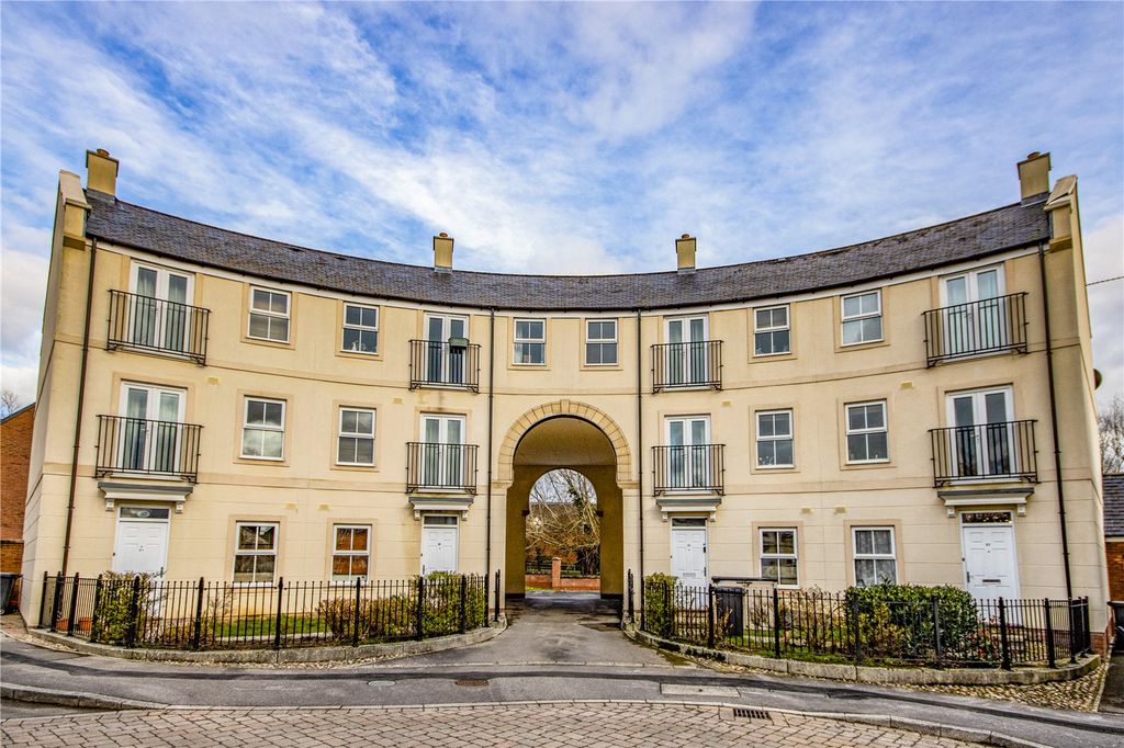 Property photo 1 of 7 Picture No. 10