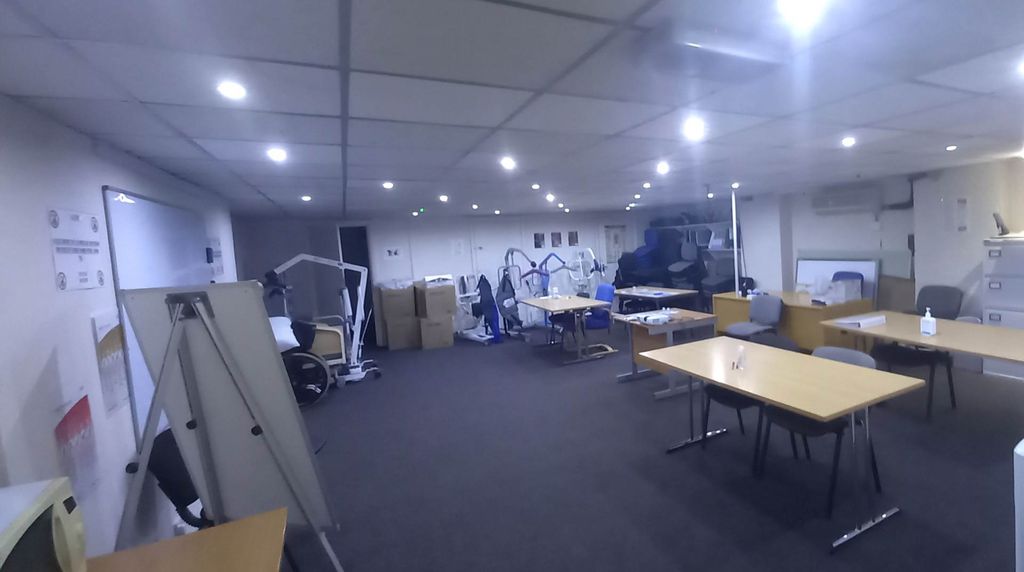 Property photo 3 of 7