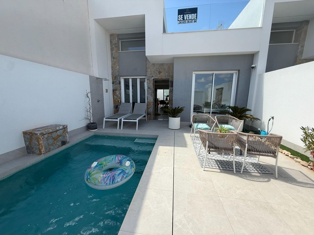 Property photo 1 of 36