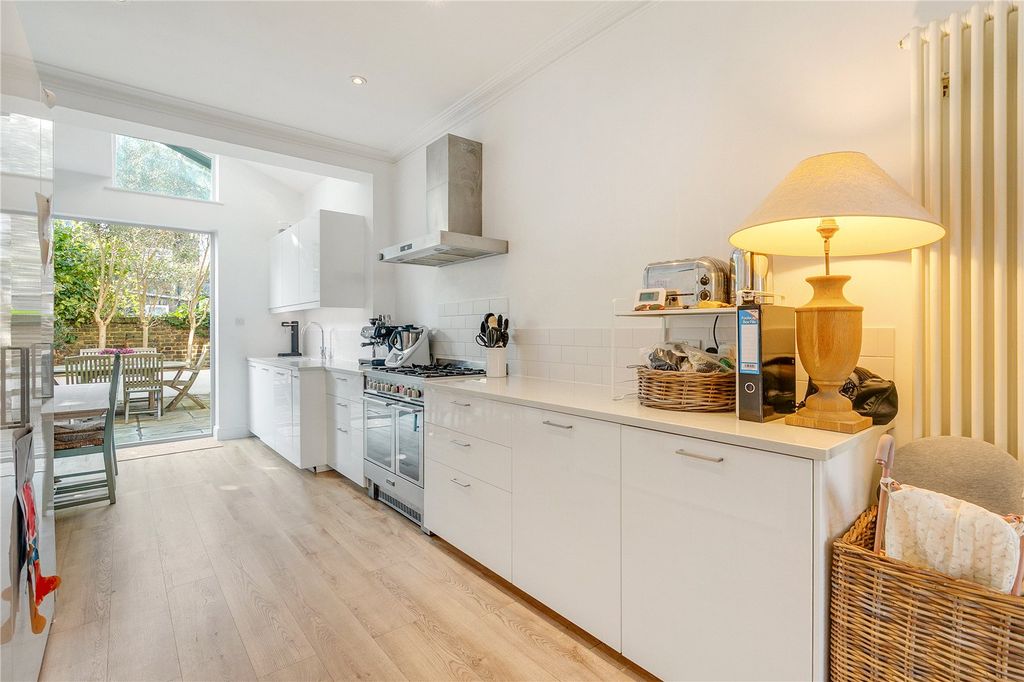 Property photo 3 of 13 Picture No. 09