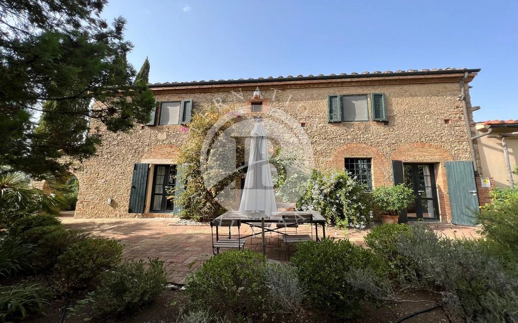 Property photo 2 of 51