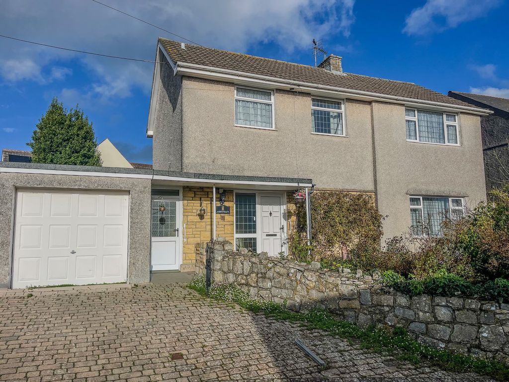 Property photo 1 of 15