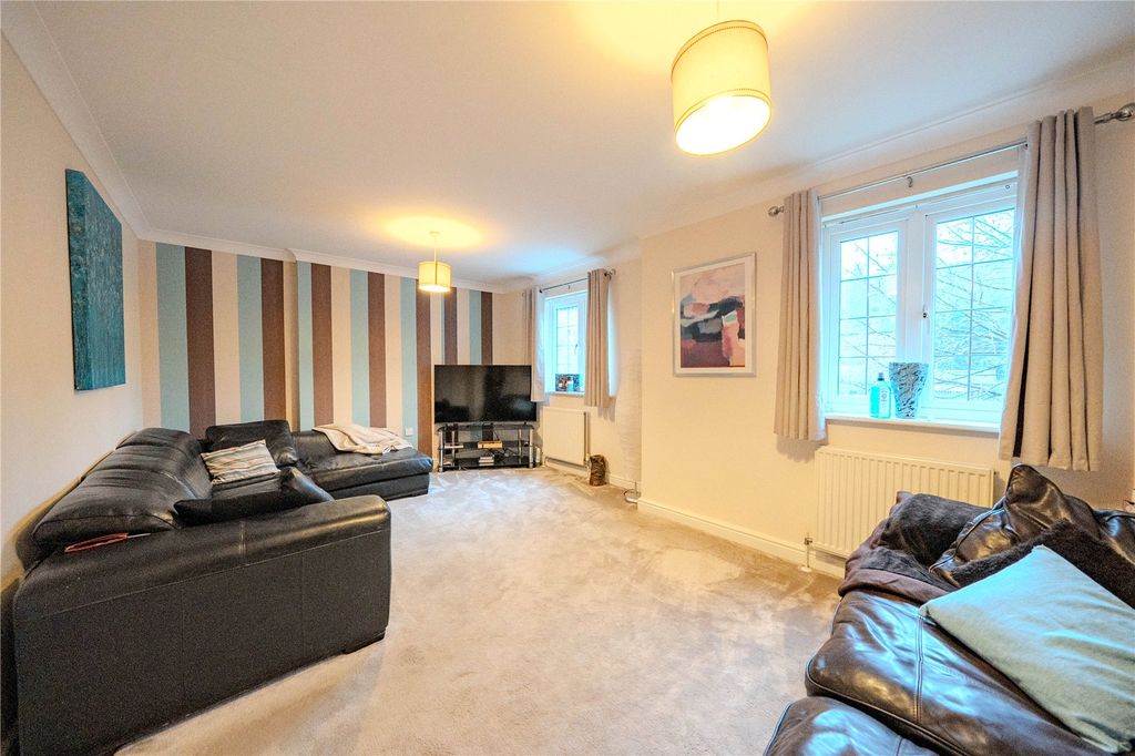 Property photo 3 of 27 Picture No. 27