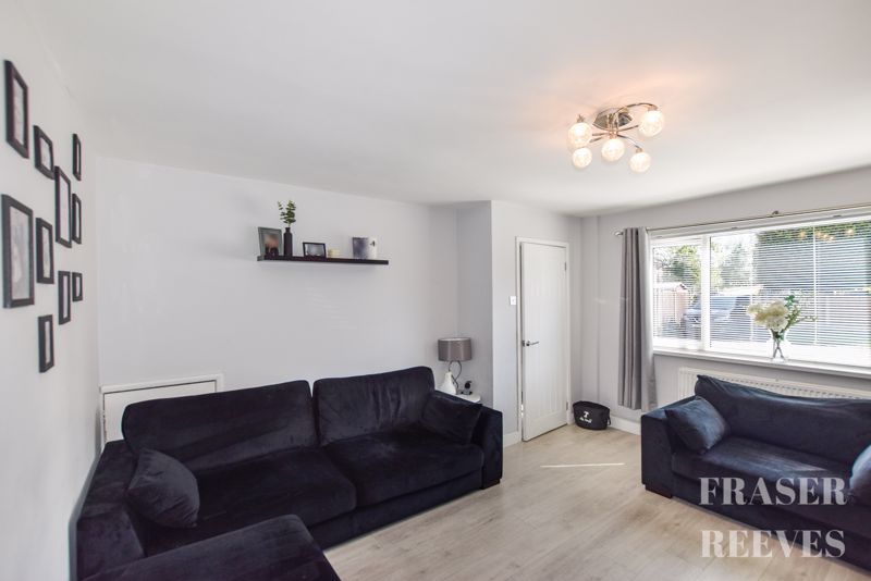 Property photo 3 of 18 Living Room