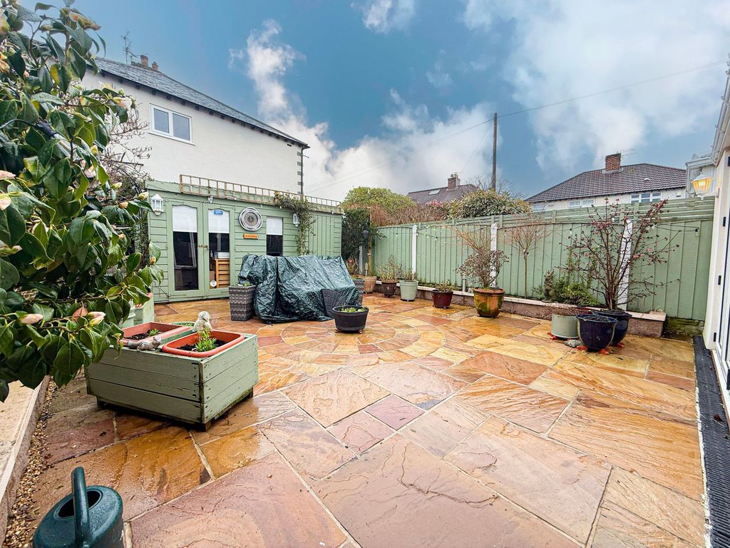 Property photo 3 of 21