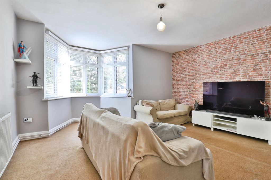 Property photo 3 of 20