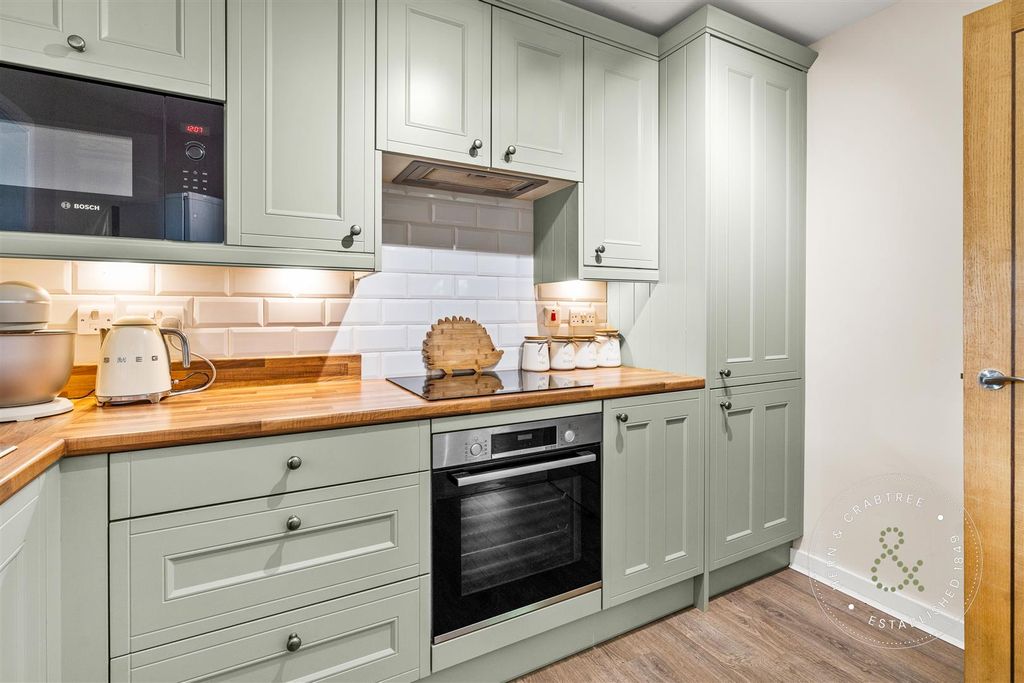 Property photo 3 of 36 Heol Llinos, Thornhill, Hern Crabtree (19).Jpg