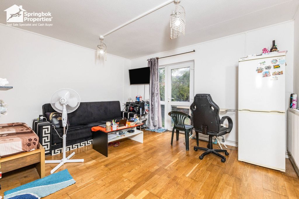 Property photo 2 of 9 Image 1