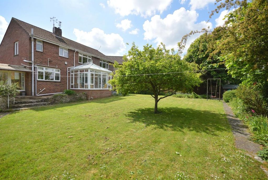 Property photo 1 of 22 Outside