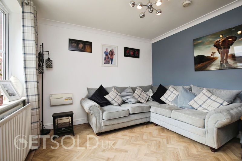 Property photo 3 of 17 Photo 12