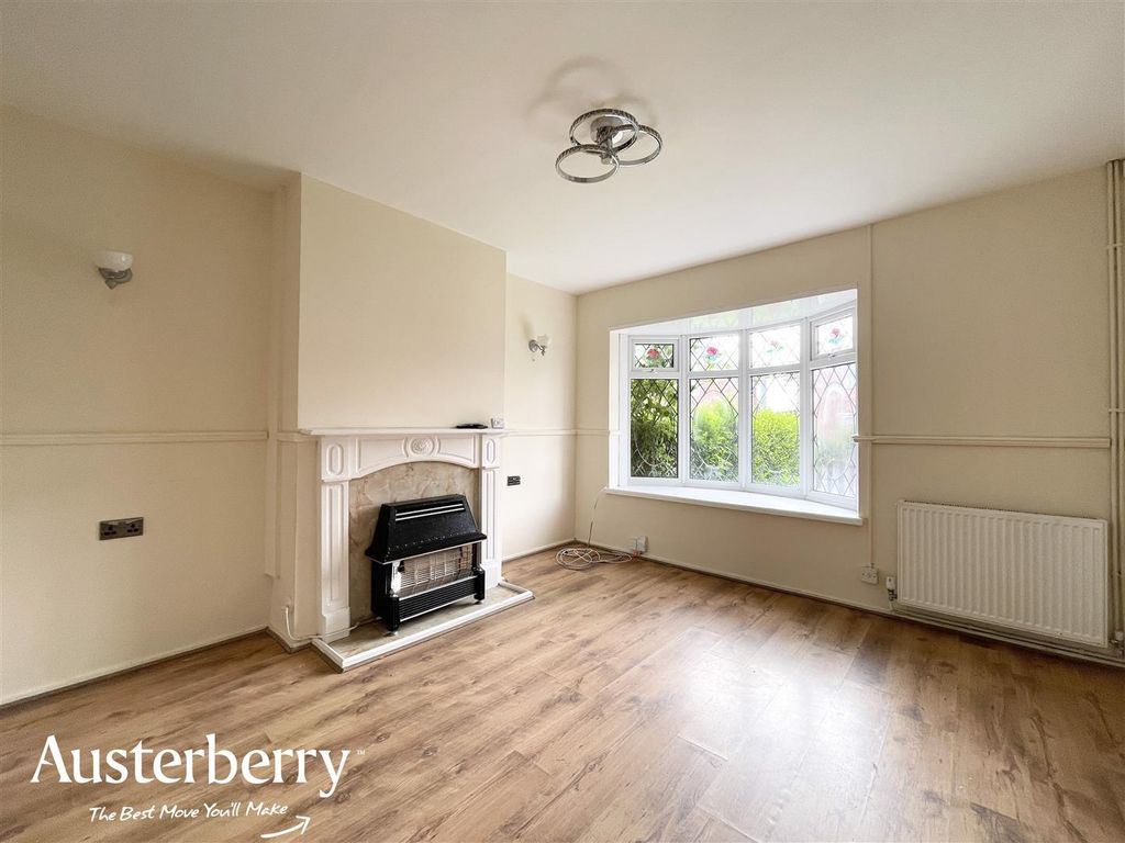 Property photo 3 of 8 10 Emsworth4.Jpg