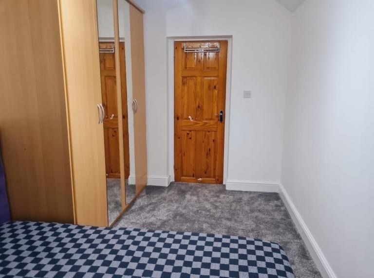 Property photo 2 of 3