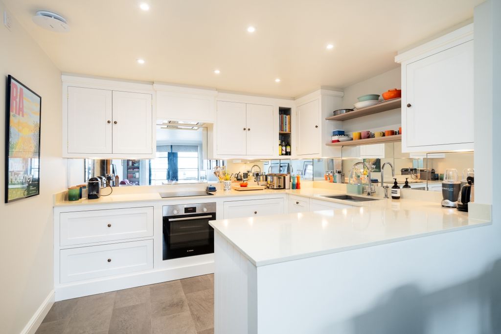 Property photo 3 of 13 Vanilla And Sesam...