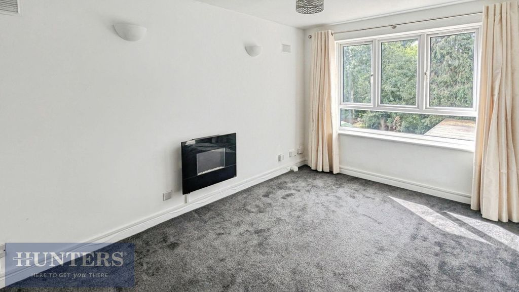 Property photo 3 of 11 Pbox-Img.Jpg