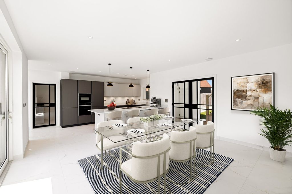 Property photo 3 of 26