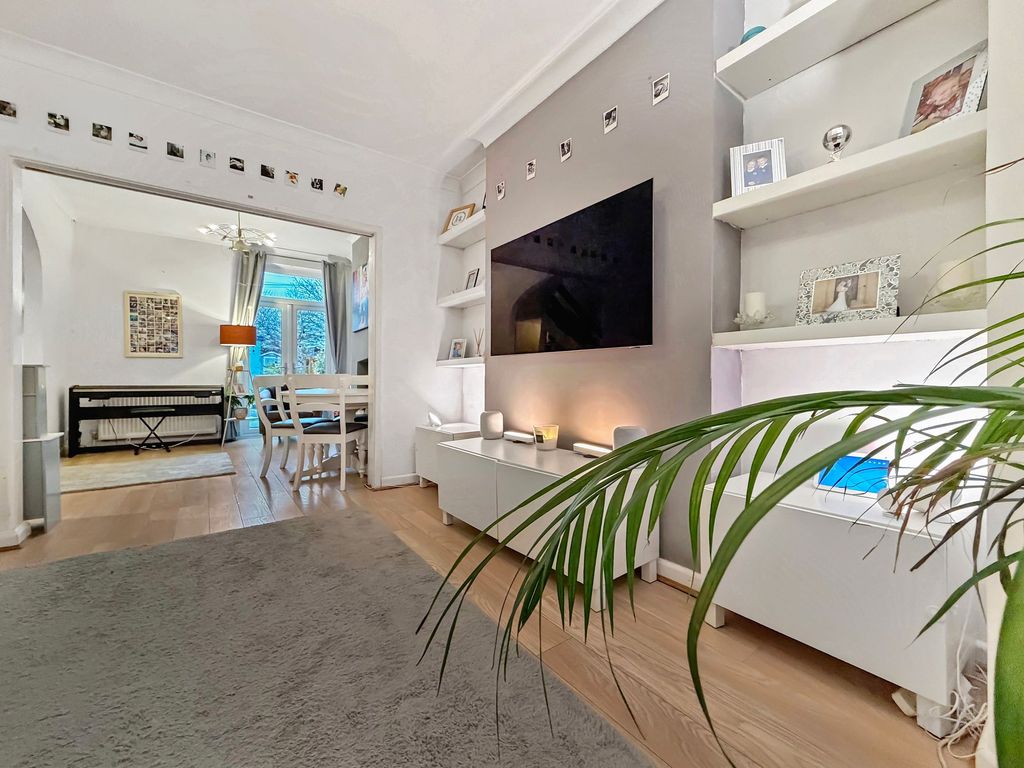 Property photo 3 of 30