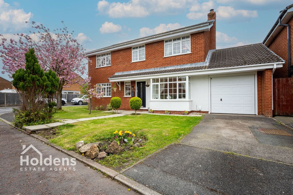 Property photo 1 of 30