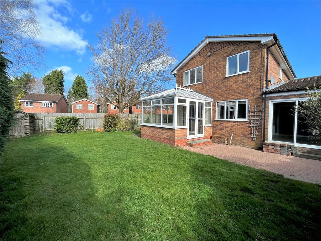 Property photo 3 of 11