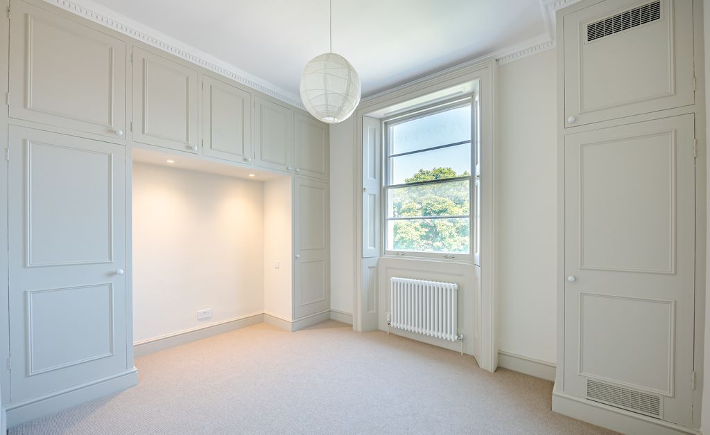 Property photo 3 of 10 View