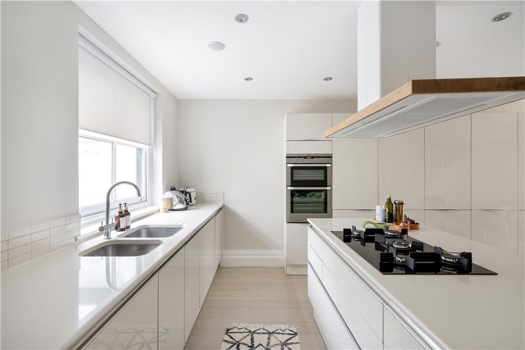 Property photo 3 of 25 Picture No. 13