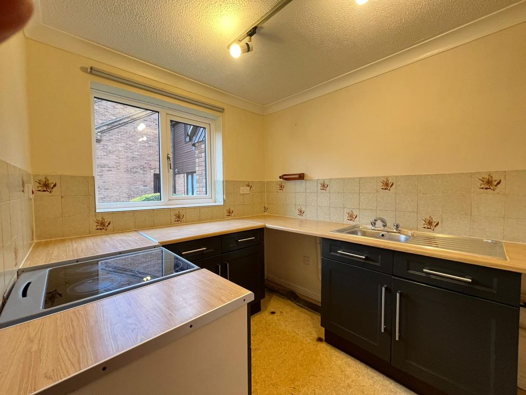 Property photo 1 of 8 Image